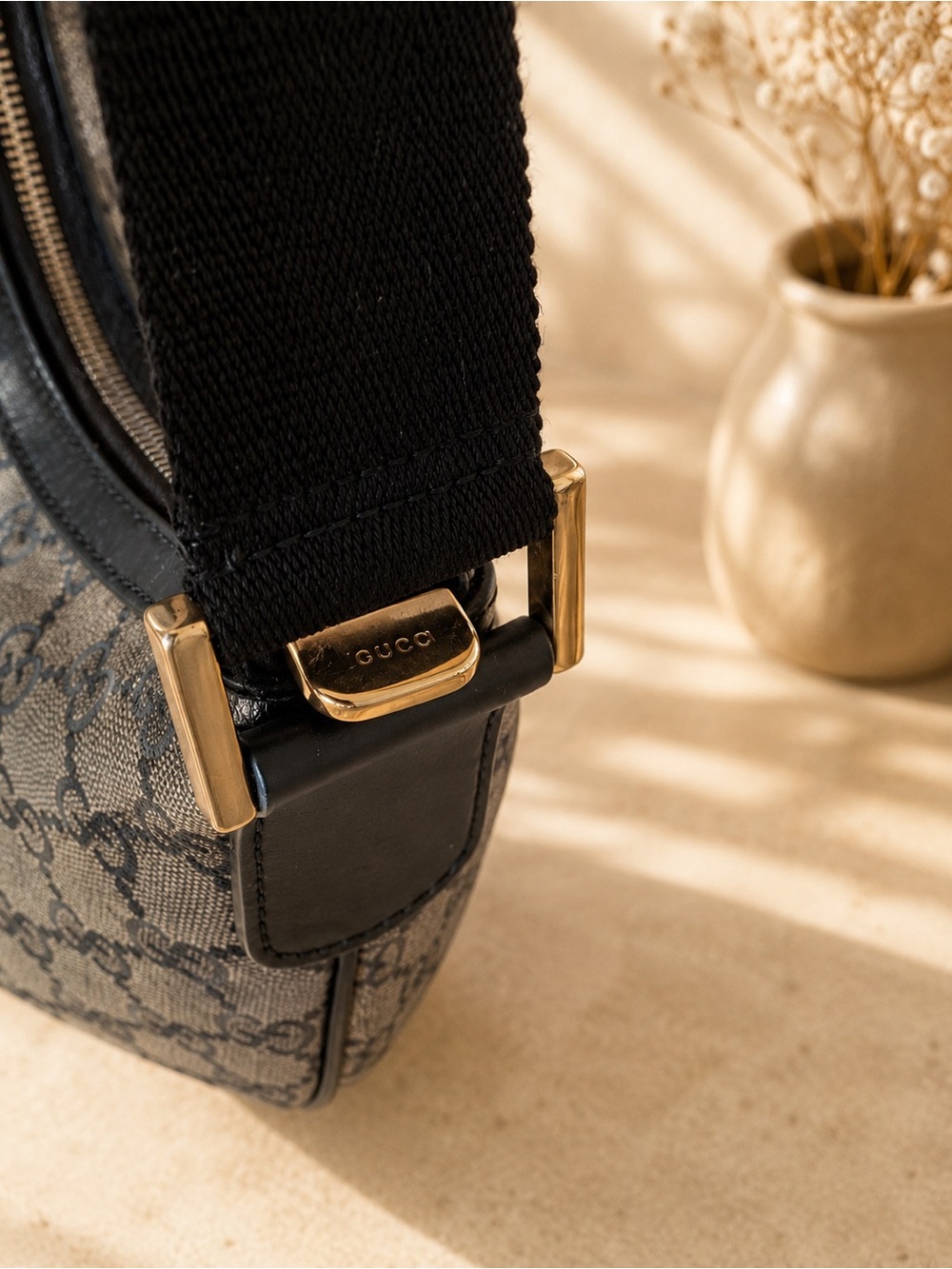 Authentic Gucci GG Canvas Shoulder Bag Navy Gold 181092 Monogram Purse Crossbody - Picture 9 of 16